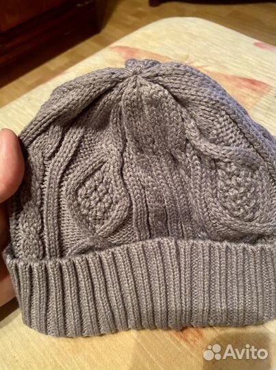 Шапка новая вязаная