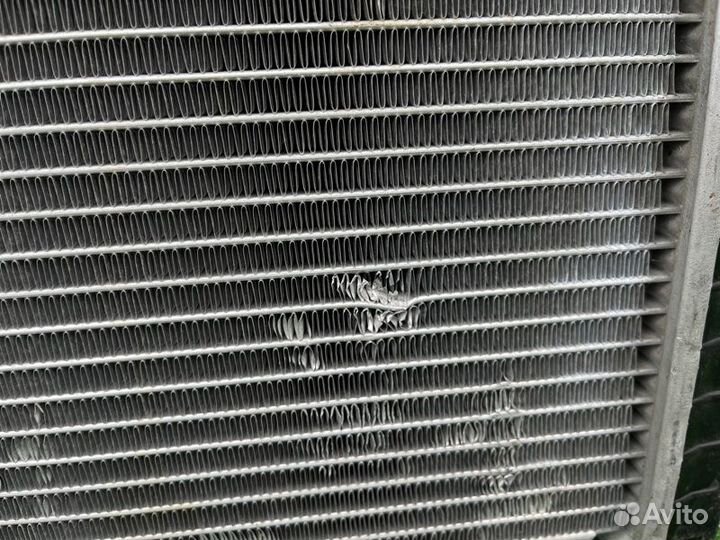 Радиатор охлаждения двигателя Volvo Xc90 02-14