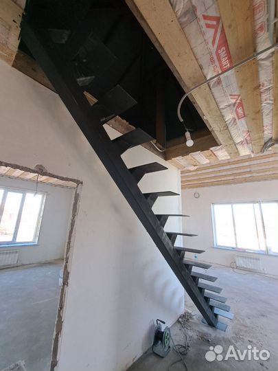 Лестница на монокосоуре