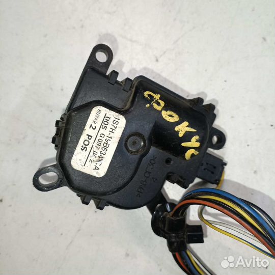 Моторчик заслонки отопителя Ford Focus 2
