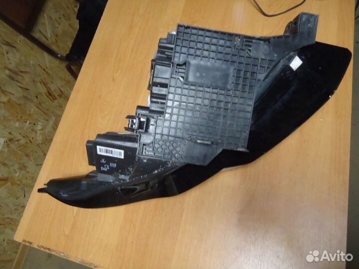 Фара левая ксенон Рендж Ровер Эвог Evoque