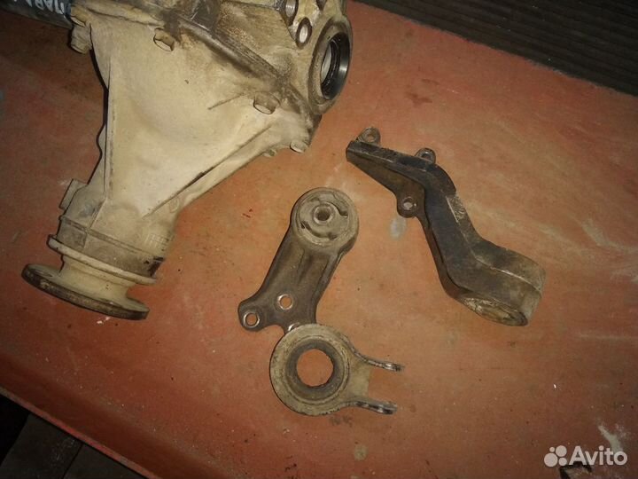 Передний мост (передний редуктор) Сузуки Витара, Э