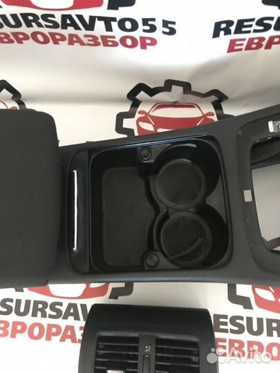 Консоль центральная Vw Passat B6 1.8 BZB 05-09