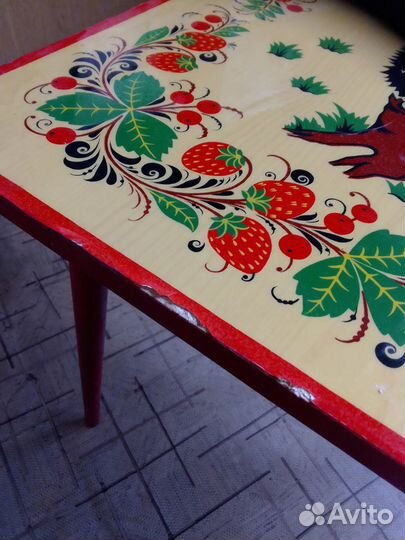 Детский стол