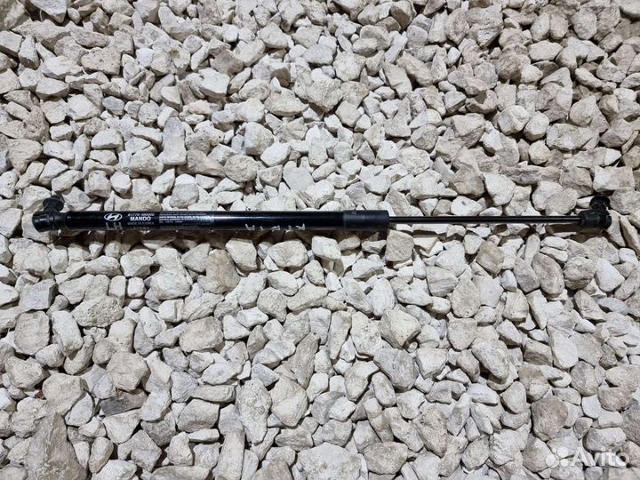 Амортизатор багажника левый Крета