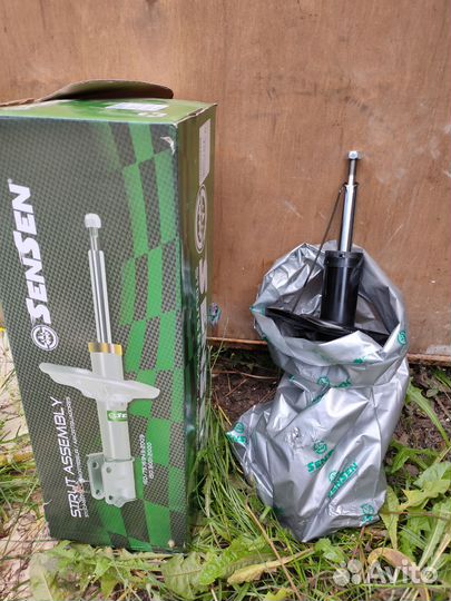 Стойка передняя Nissan X-Trail, Рэно Колеос левая