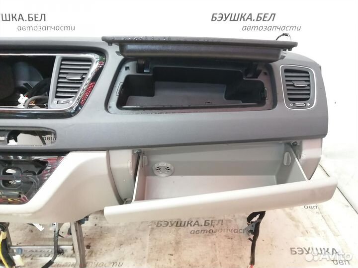 Торпедо для Hyundai-KIA Carnival (Sedona) 2 (VQ)