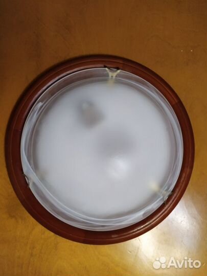 Светильник новый