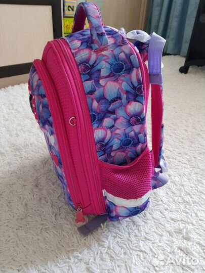Рюкзак школьный (ранец)
