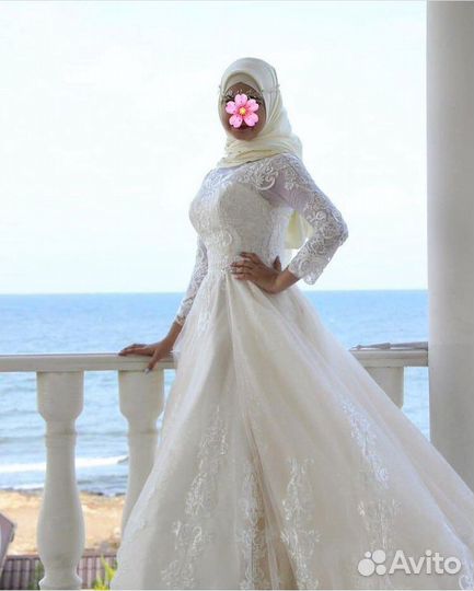 Свадебное платье