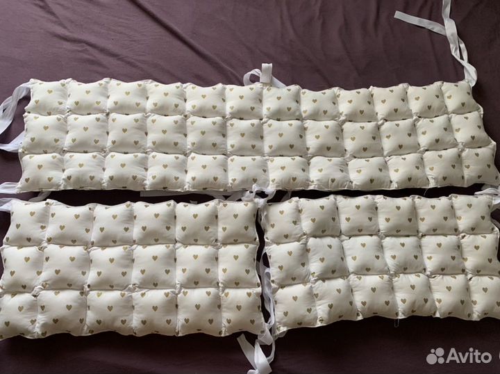 Бортики бомбон в детскую кроватку