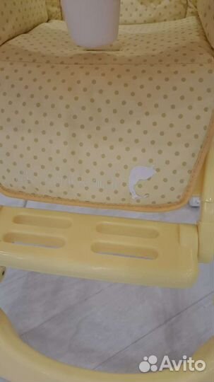 Детский стол и стул для кормления