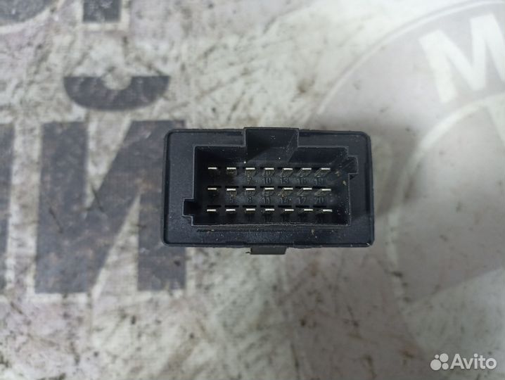 Реле обогрева заднего стекла Mercedes W638