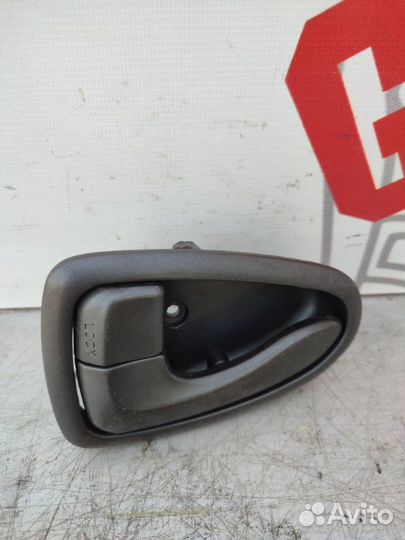 Ручка двери внутренняя передняя левая Hyundai