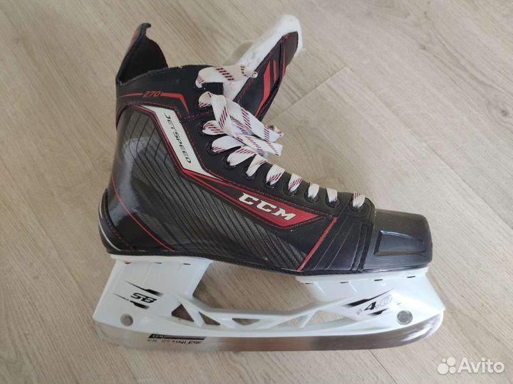 Хоккейные коньки ccm