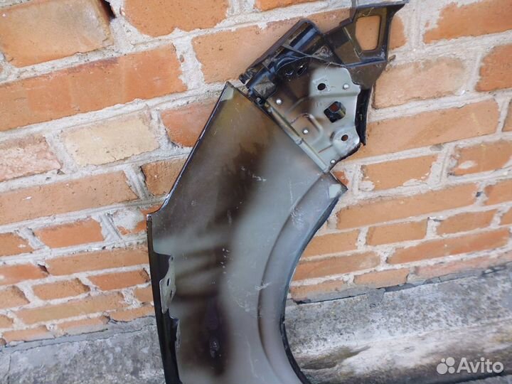 Опель Астра J 5D крыло переднее левое с 2009