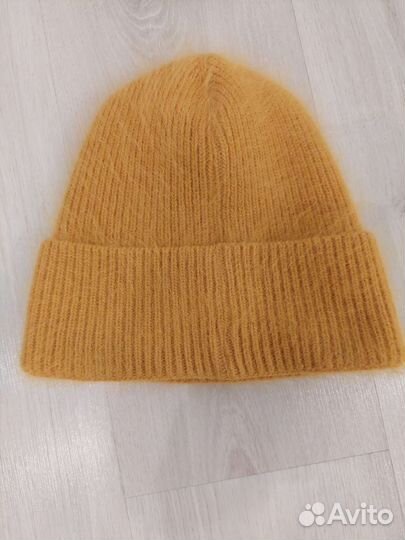 Шапка женская вязаная