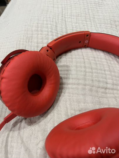 Проводные наушники