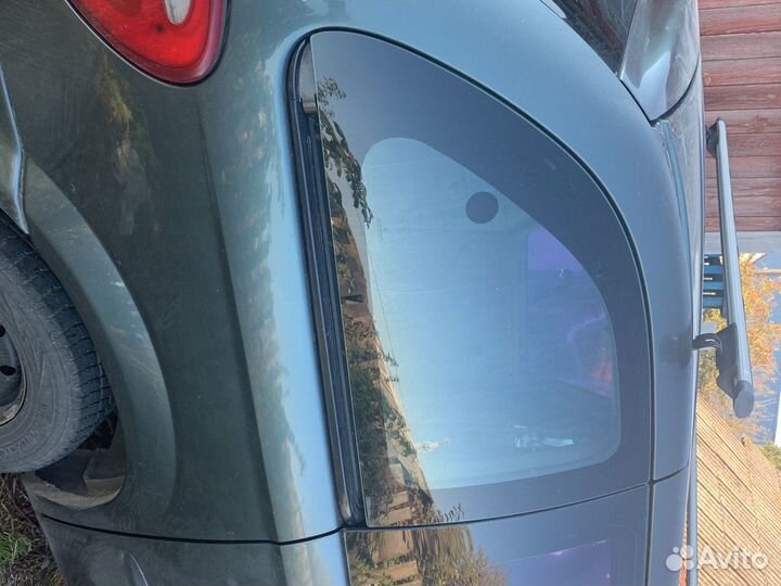 Стекло кузовное заднее Voyager / Caravan