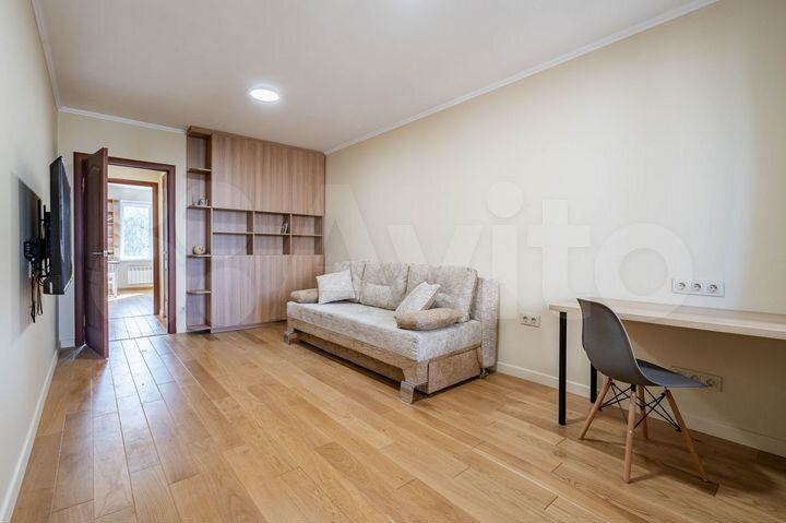 2-к. квартира, 56 м², 6/10 эт.