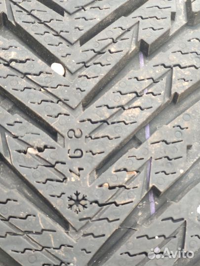 Nokian Tyres Hakkapeliitta 10p 245/40 R20 и 275/35 R20 110V