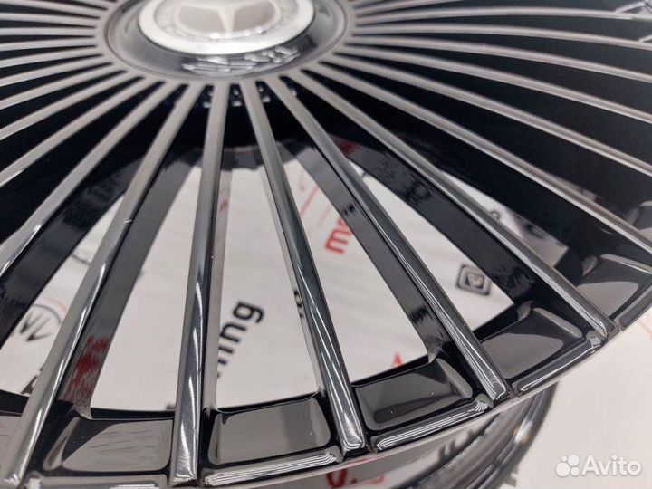 Кованый диск+ колпачок Mercedes Benz R20 черный