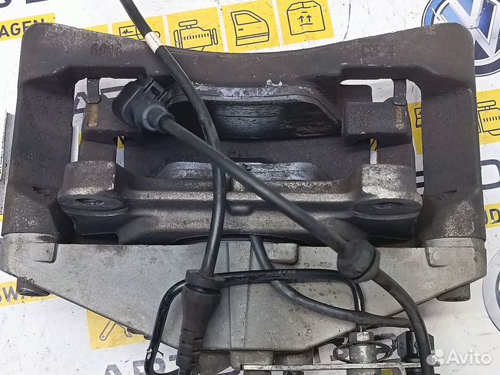 Суппорт передний правый Ауди A6 А6 C6 С6 4F0615124