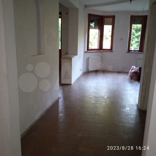 Таунхаус 294 м² на участке 4 сот.