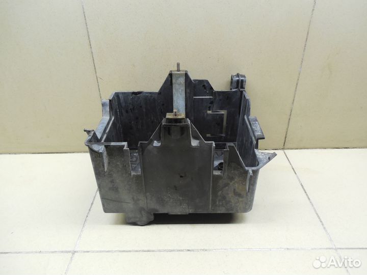 Крепление акб (корпус/подставка) Fusion 2002-2012