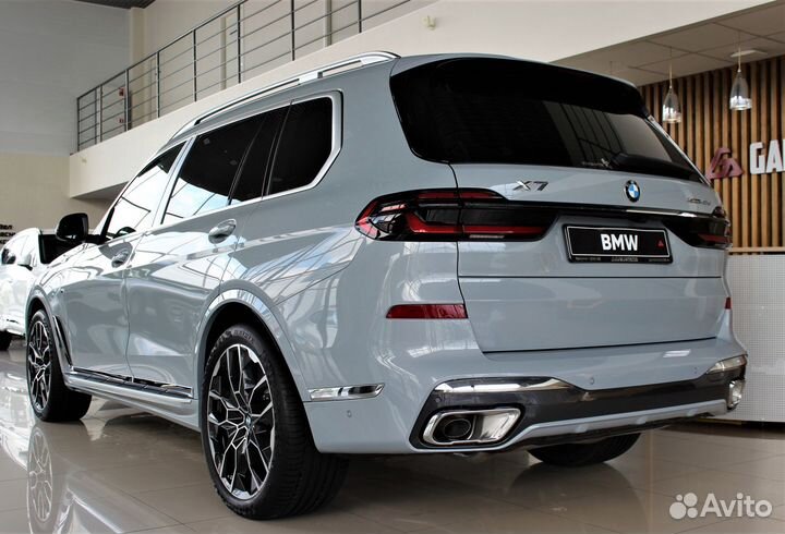 BMW X7 3.0 AT, 2023, 1 км