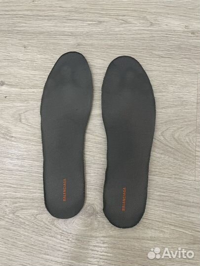 Balenciaga track 2 оригинал