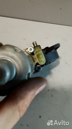 Моторчик стеклоподъемника Ford Fusion