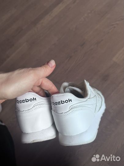 Кроссовки reebok женские