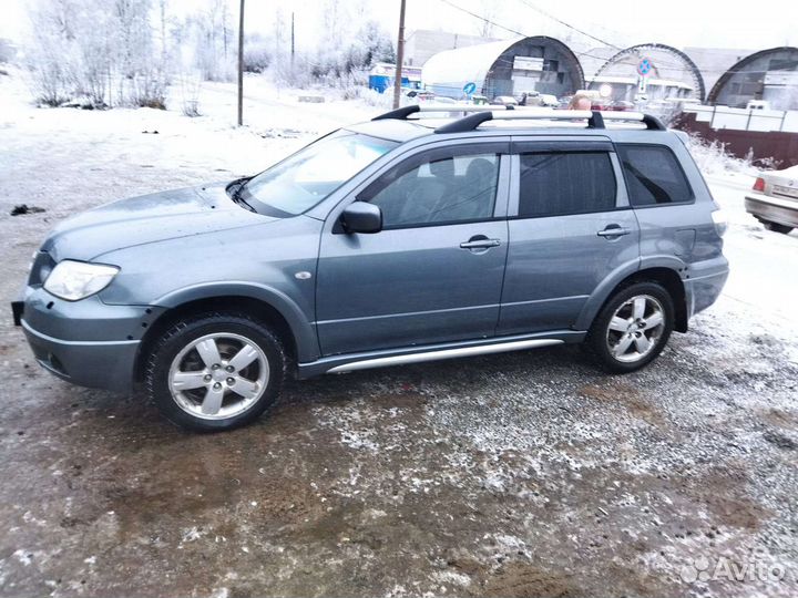 Mitsubishi Outlander 2.4 AT, 2006, 270 000 км
