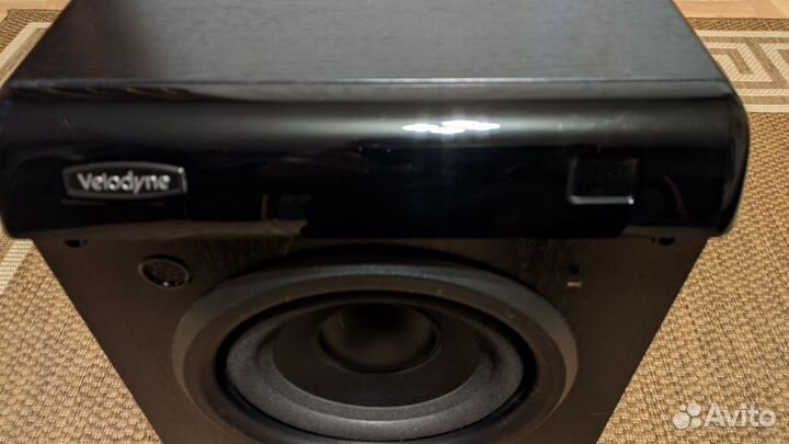 Активный сабвуфер Velodyne CHT-10Q
