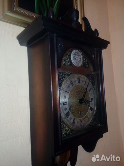 Старинные настенные часы