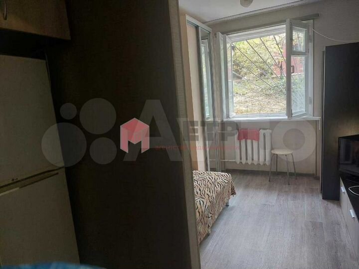 Комната 8,3 м² в 6-к., 1/5 эт.