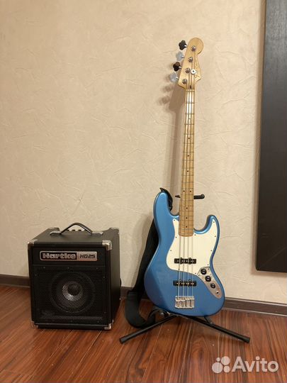 Набор Бас гитара Fender jazz bass + комбик и др