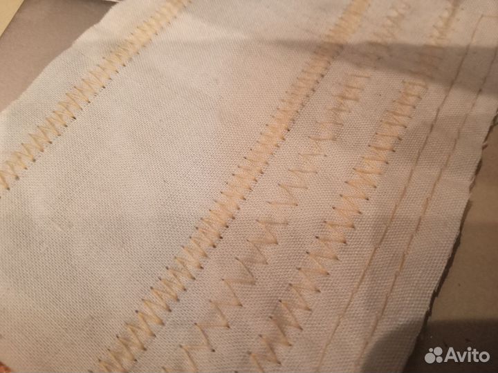 Швейная машина Чайка