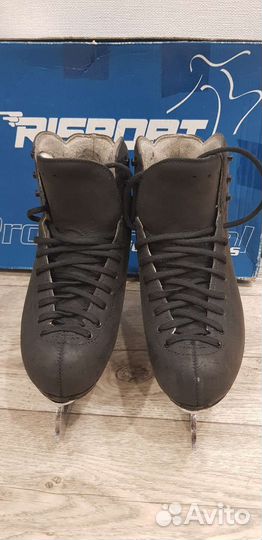 Коньки профессиональные Risport Excellence