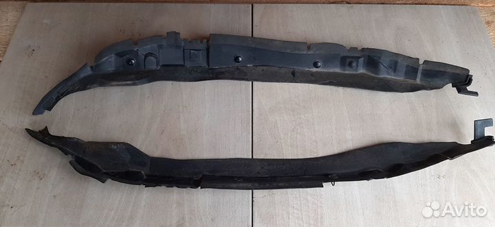 Пыльник переднего крыла Mercedes S-Class W220