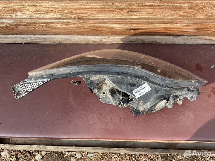 Фара левая ford focus 3