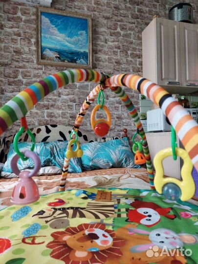 Развивающий коврик