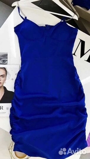 Платье вечернее