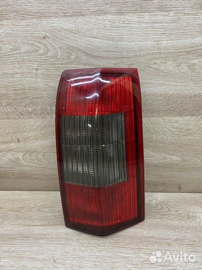 Фонарь правый Opel Omega B универсал Арт 111704