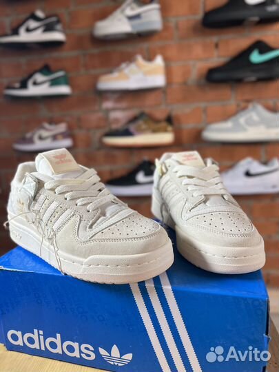 Кроссовки Adidas Forum Low Off 84