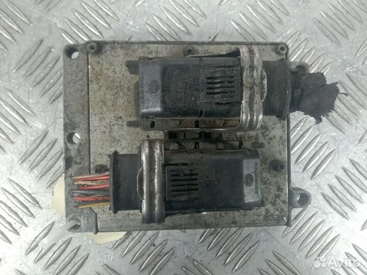 Б/У Б/У Блок управления двигателем 12571664AV