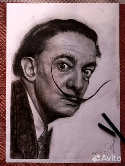 Портрет по фото карандашом, углём