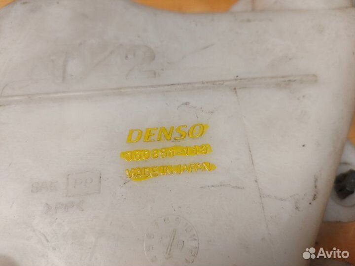 Бачок стеклоомывателя Mitsubishi Colt Z25A 4G15