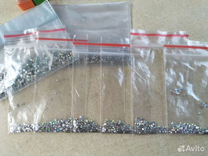 Стразы Сваровски